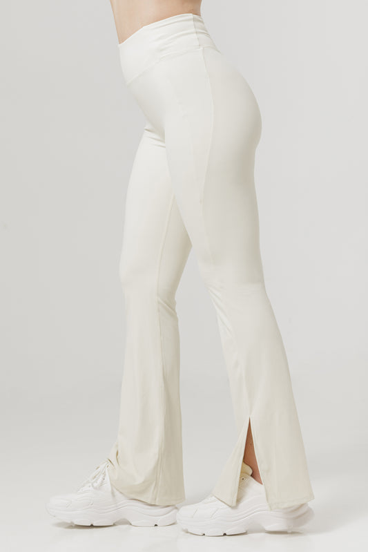 Pantaloni Evazați Comfort Fit